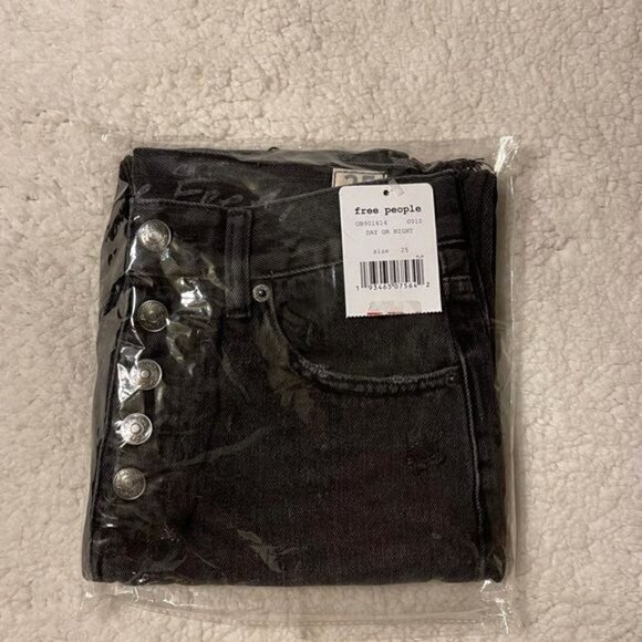 🎉HOST PICK🎉 NWT Free People Black Jeans - Picture 6 of 7